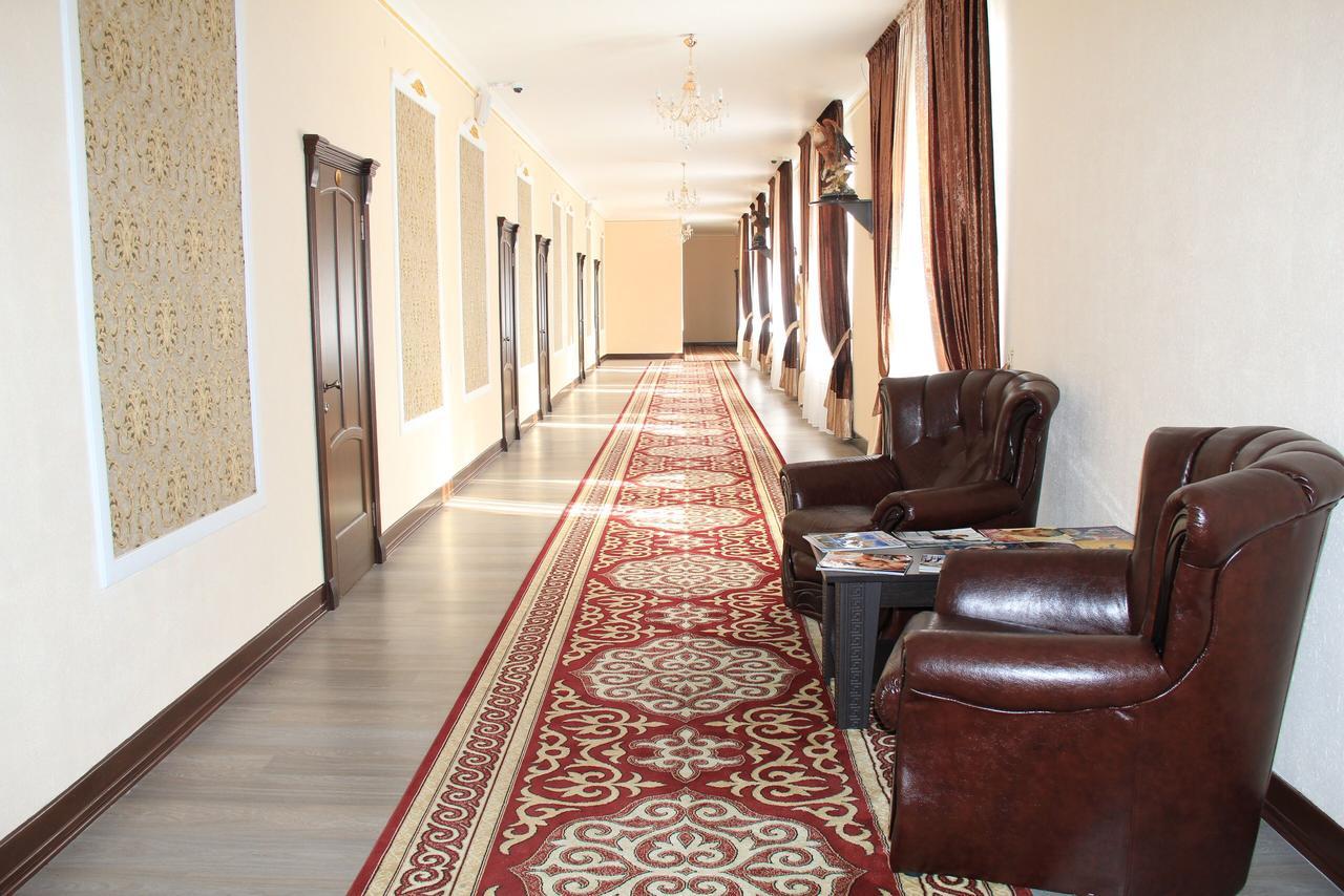 Hotel "Aishadeluxe" Taraz Exterior photo